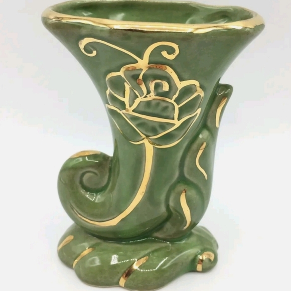 Vtg Ceramic Cornucopia Horn Of Plenty Planter Embossed Rose Green Gold - Picture 1 of 7